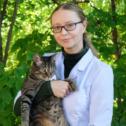 Dr. Monika Pajek DVM Dr. Monika Pajek